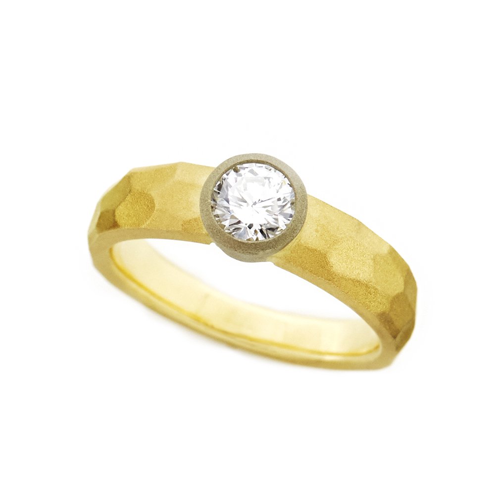cut ring Diamond /1906-018