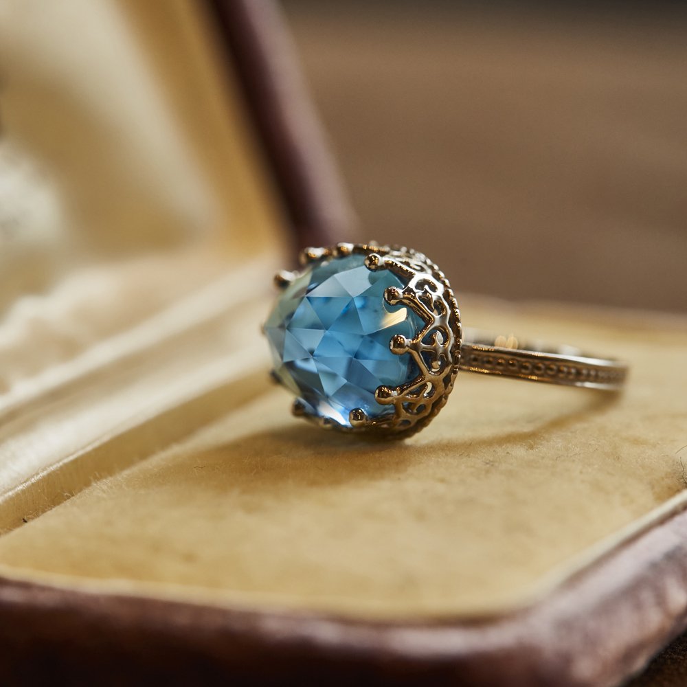 Jewel Ring Blue Topaz / 2006-008