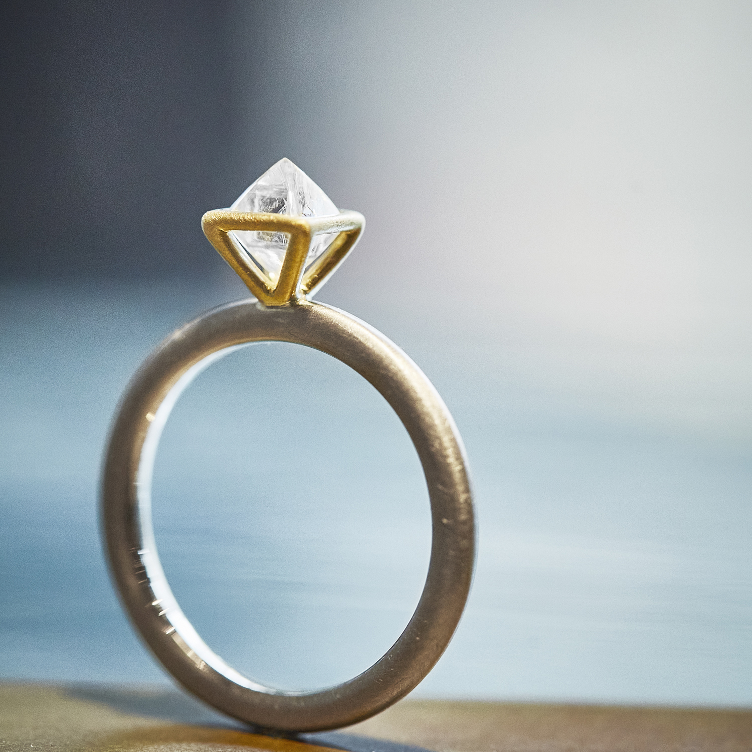 rough diamond ring(sawable) / 2306-015