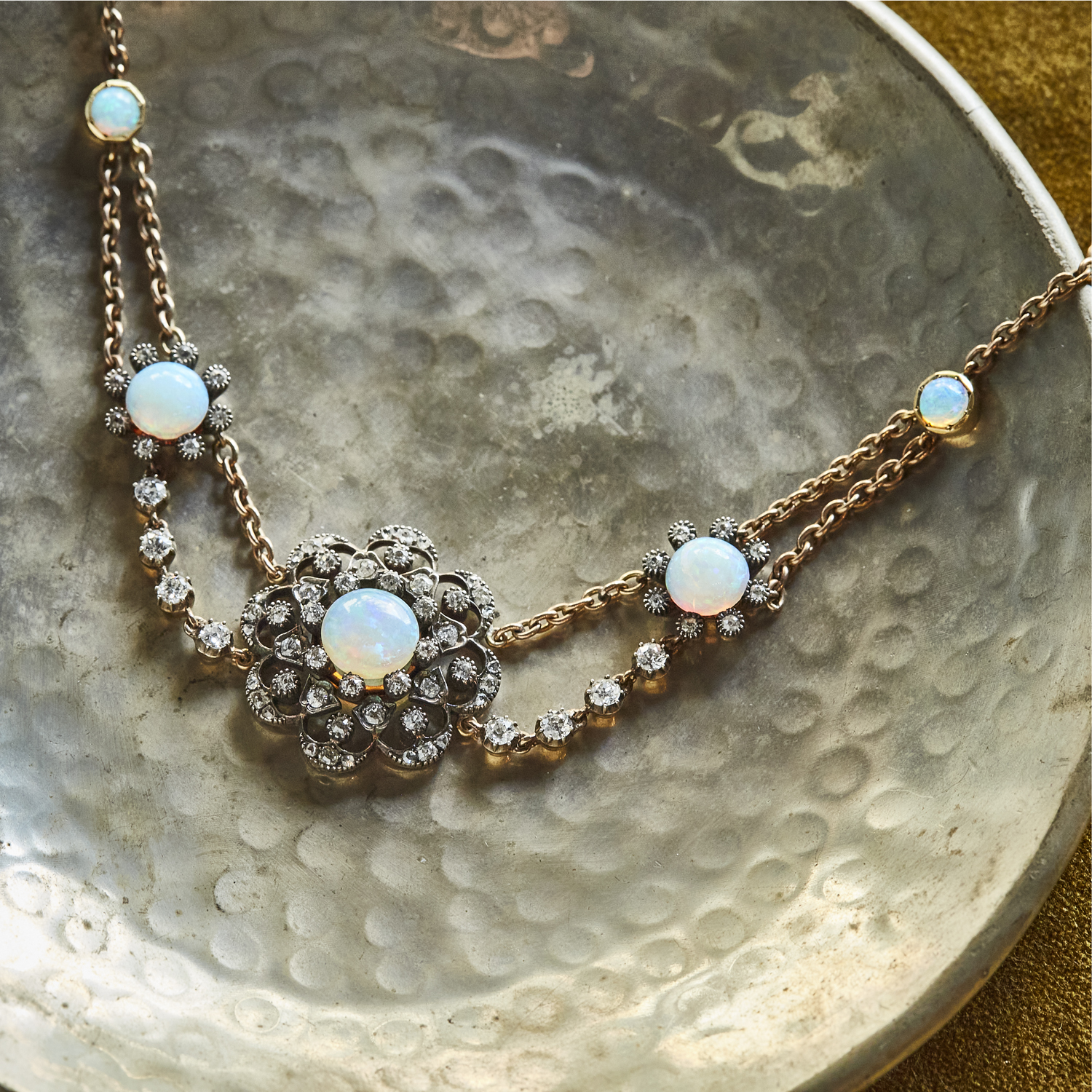 Opal & Diamond Vintage necklace / AU2310-008