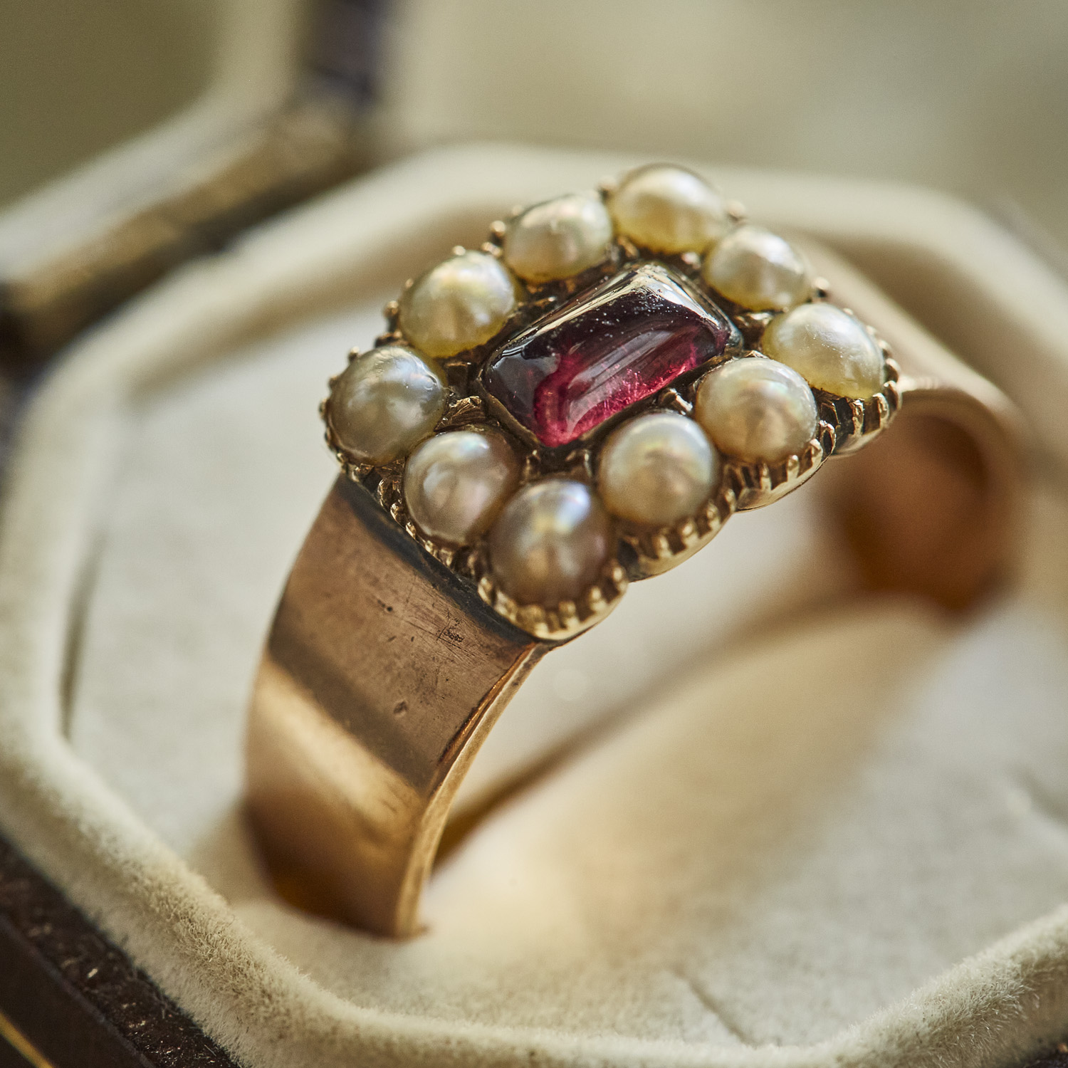 Garnet Pearl Vintage ring / AU2310-016