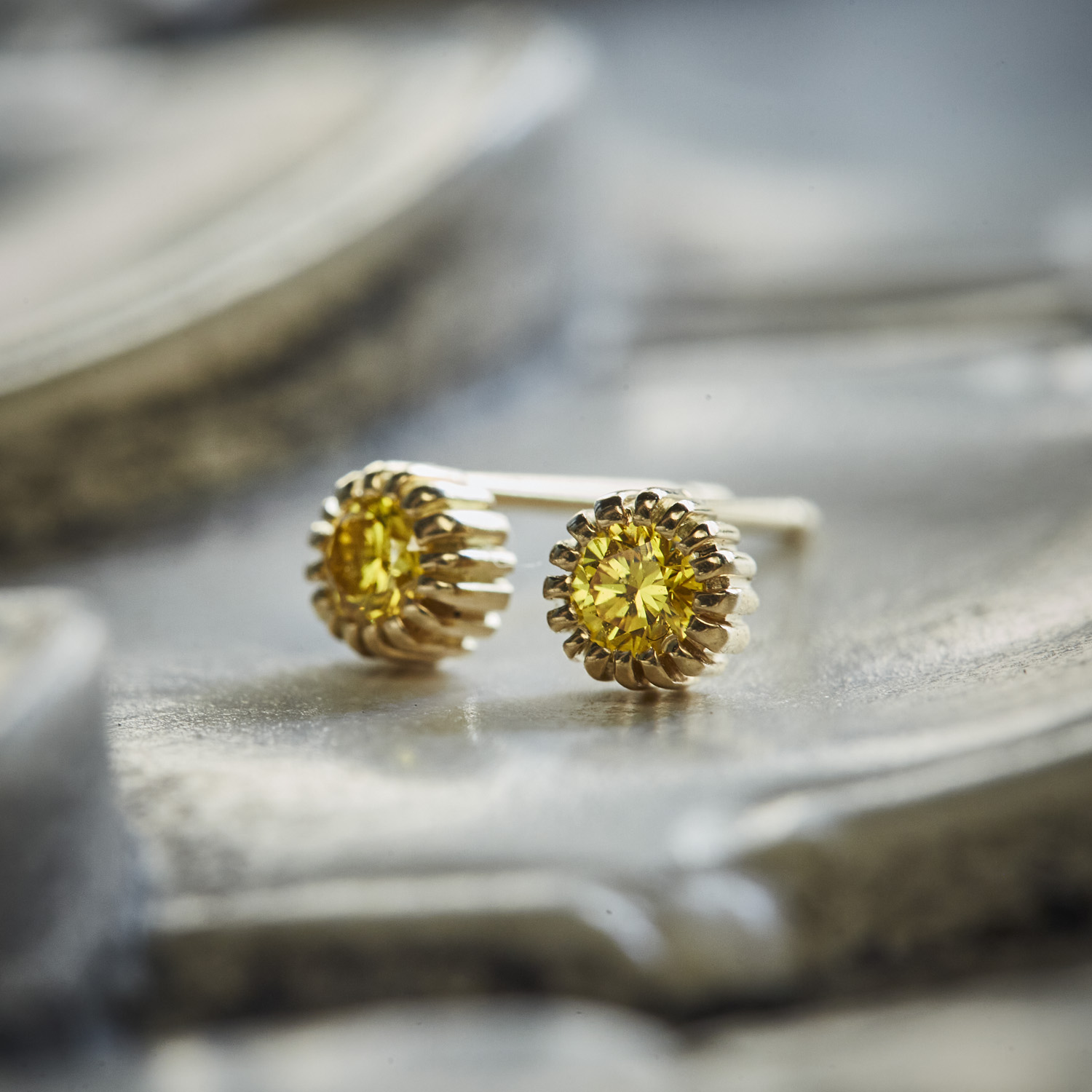 cannelé de Yellow Diamond pierce / 2406-003