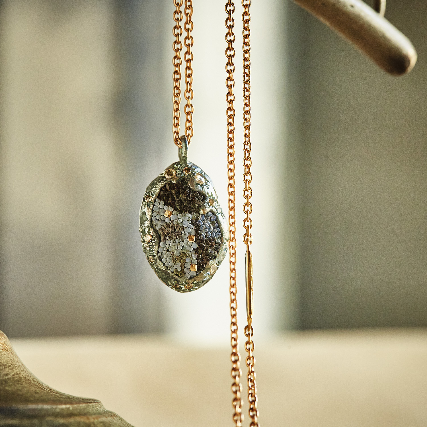 METEORITE / necklace / S2412-019