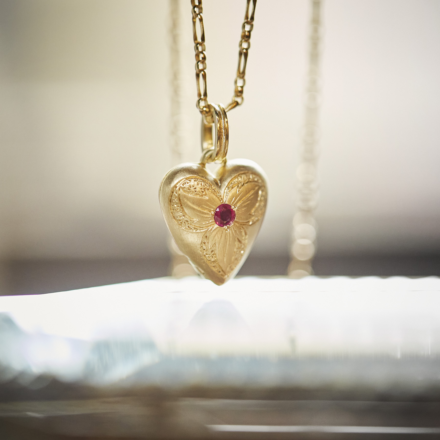 Heart locket / flower / 2502-003