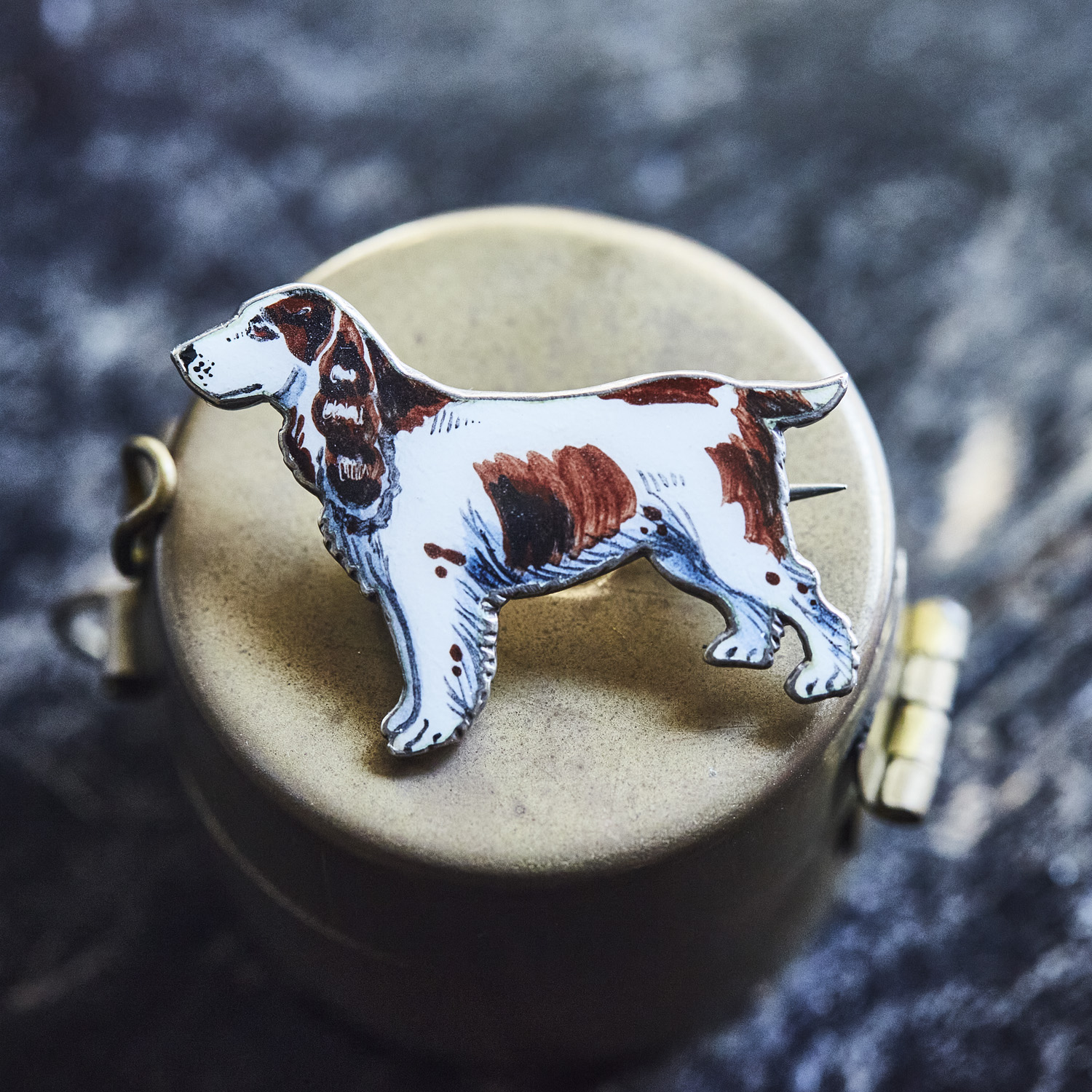 Vintage Enamel Brooch / Dog / 2512AU008