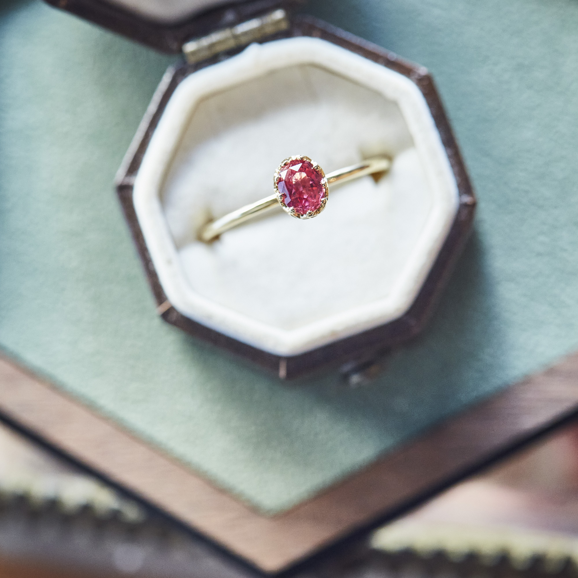 float ring Mahenga Spinel / 2603-022