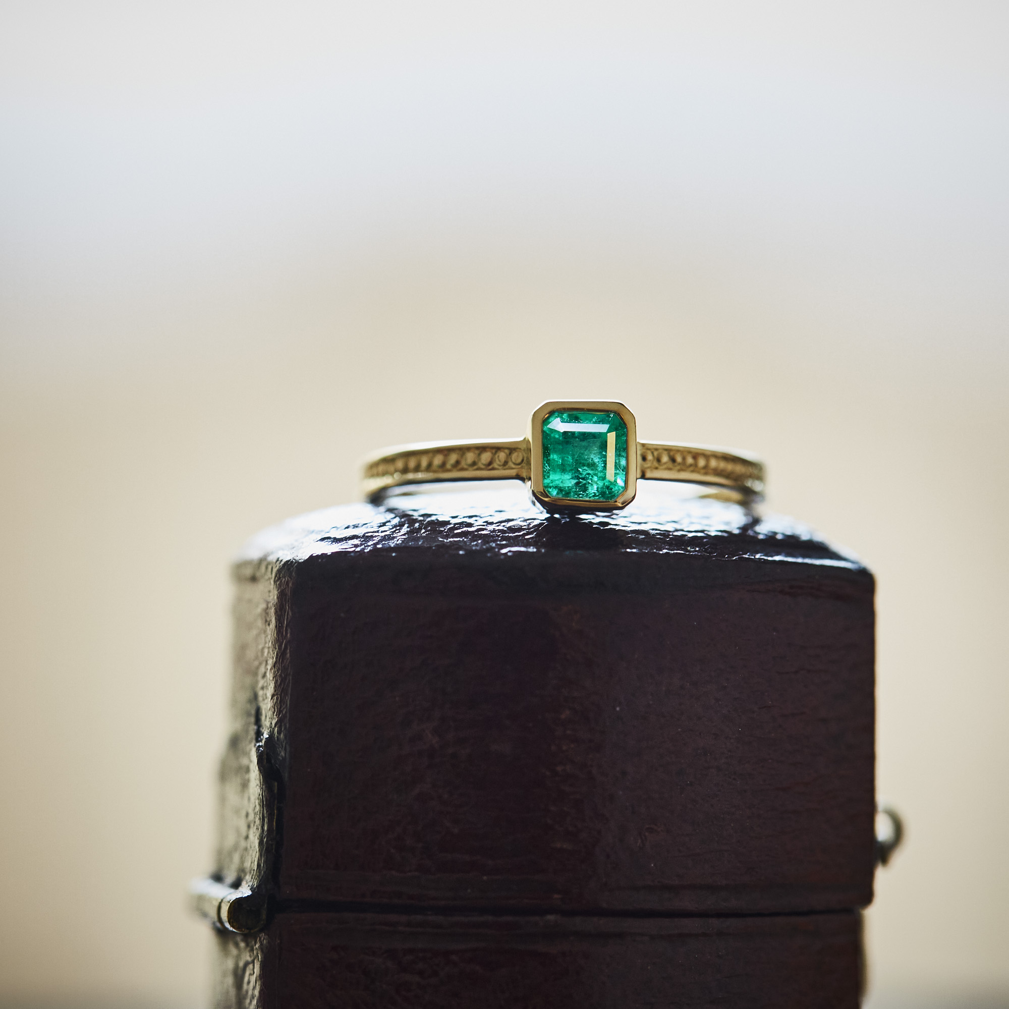mill ring with Emerald / 2603-028